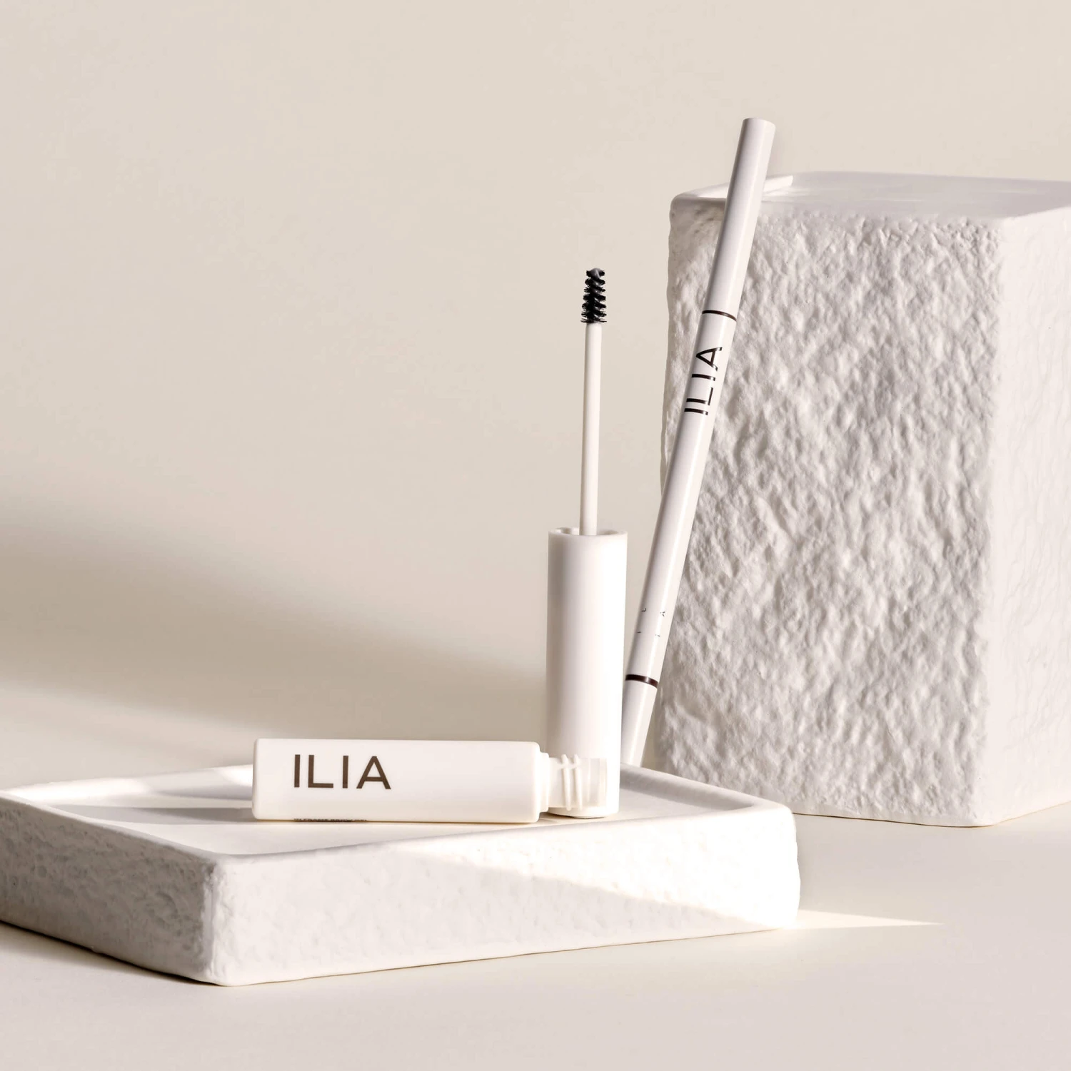 In Frame Brow Gel Mascara Sourcils Transparent 6 In Frame Brow Gel Mascara Sourcils Transparent – Image 6