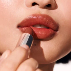 Baume à Lèvres Teinté Hydratant 25 Baume à Lèvres Teinté Hydratant -Beaute Luxe Soldes BB formatcarre 3