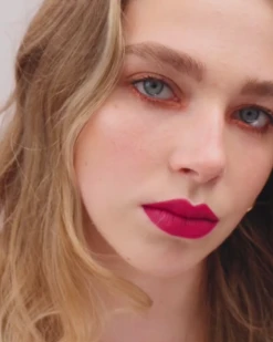 Petal Bouche Rouge à Lèvres Mat Sans Transfert 27 Petal Bouche Rouge à Lèvres Mat Sans Transfert -Beaute Luxe Soldes Captured ecran2023 07 06a11.39.37