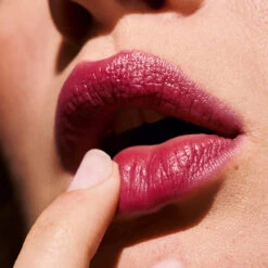 Baume à Lèvres Teinté Hydratant 20 Baume à Lèvres Teinté Hydratant -Beaute Luxe Soldes Cherie Fomatcarre 1