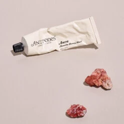 Αντίποδες Aura Manuka Honey Masque Purifiant 6 Αντίποδες Aura Manuka Honey Masque Purifiant -Beaute Luxe Soldes Encart Inspi Aura Manuka 2 Masque Antipodes 2