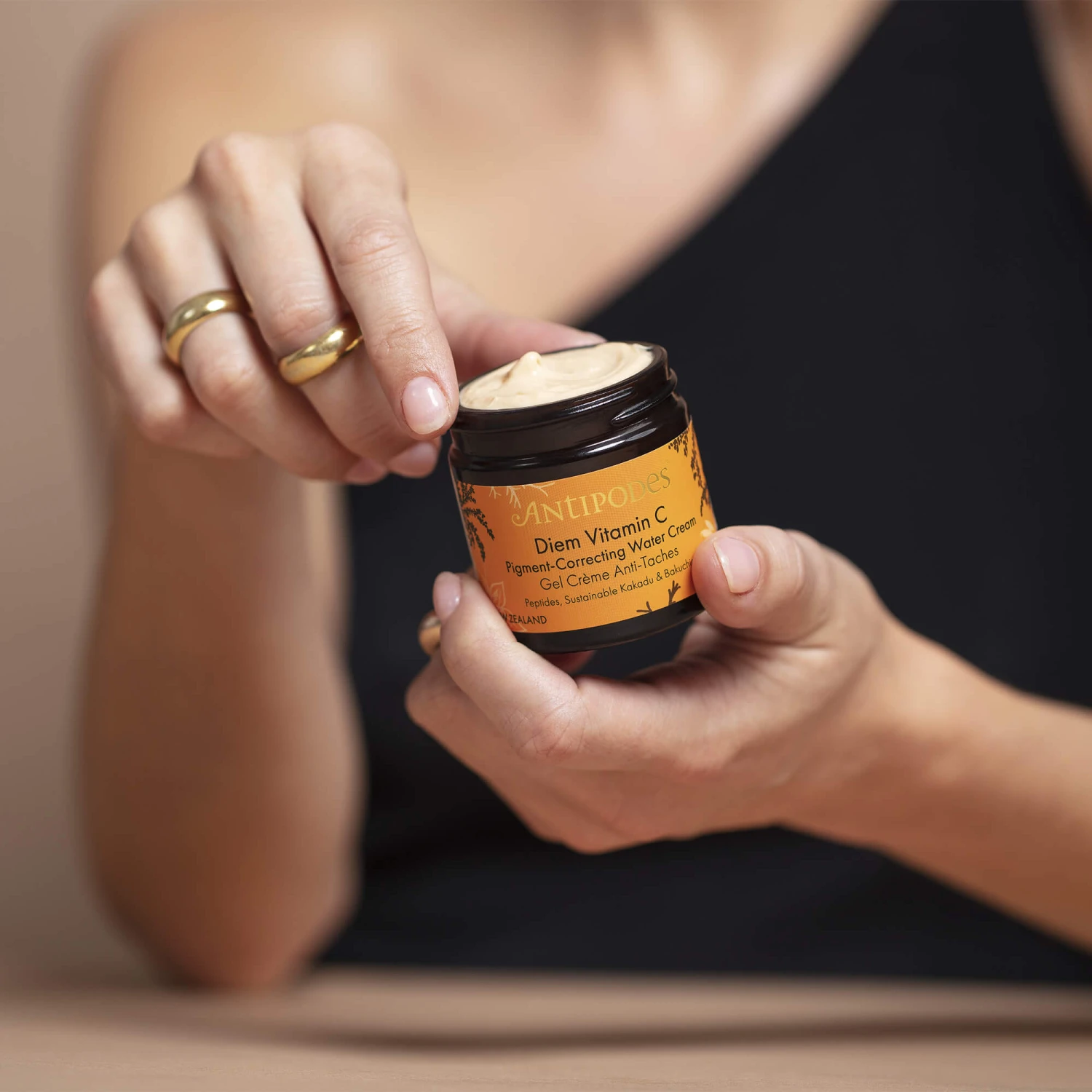 Αντίποδες Diem Vitamin C Gel Crème Anti-Taches 2 Αντίποδες Diem Vitamin C Gel Crème Anti-Taches – Image 2