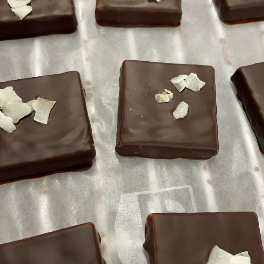 Boîte De 7 Chocolats Chakras 2 Boîte De 7 Chocolats Chakras – Image 2