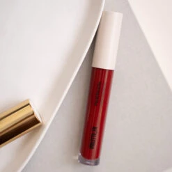 Petal Bouche Rouge à Lèvres Mat Sans Transfert 22 Petal Bouche Rouge à Lèvres Mat Sans Transfert -Beaute Luxe Soldes VIOLETTE FR PetalBouche Amourfou carre